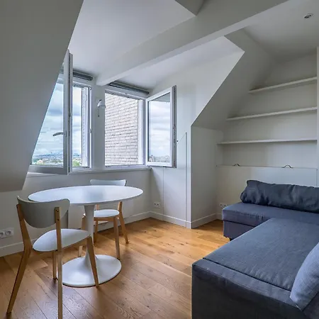 Goodguest-trocadero Tour Eiffel Bail Mobilite Lägenhet Paris